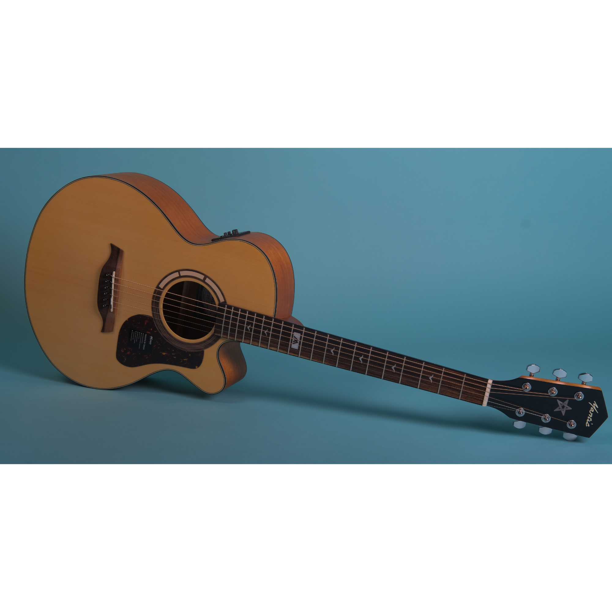 Mantic GT10AC -E Solid Top Semi- Acoustic Guitar with Fishman Electronics
